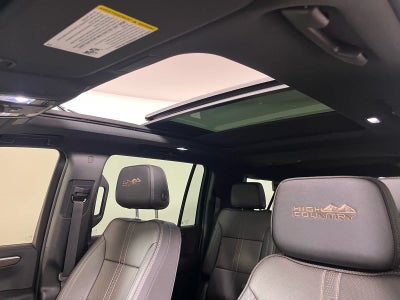 2025 Chevrolet Suburban 4WD High Country