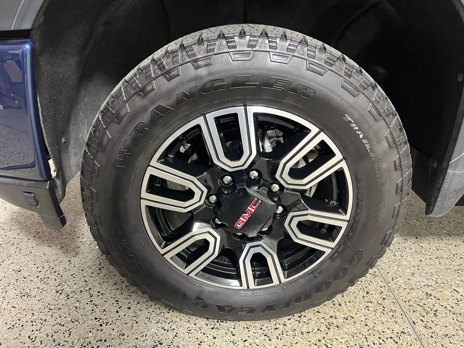 2022 GMC Sierra 2500HD 4WD Crew Cab Standard Bed AT4