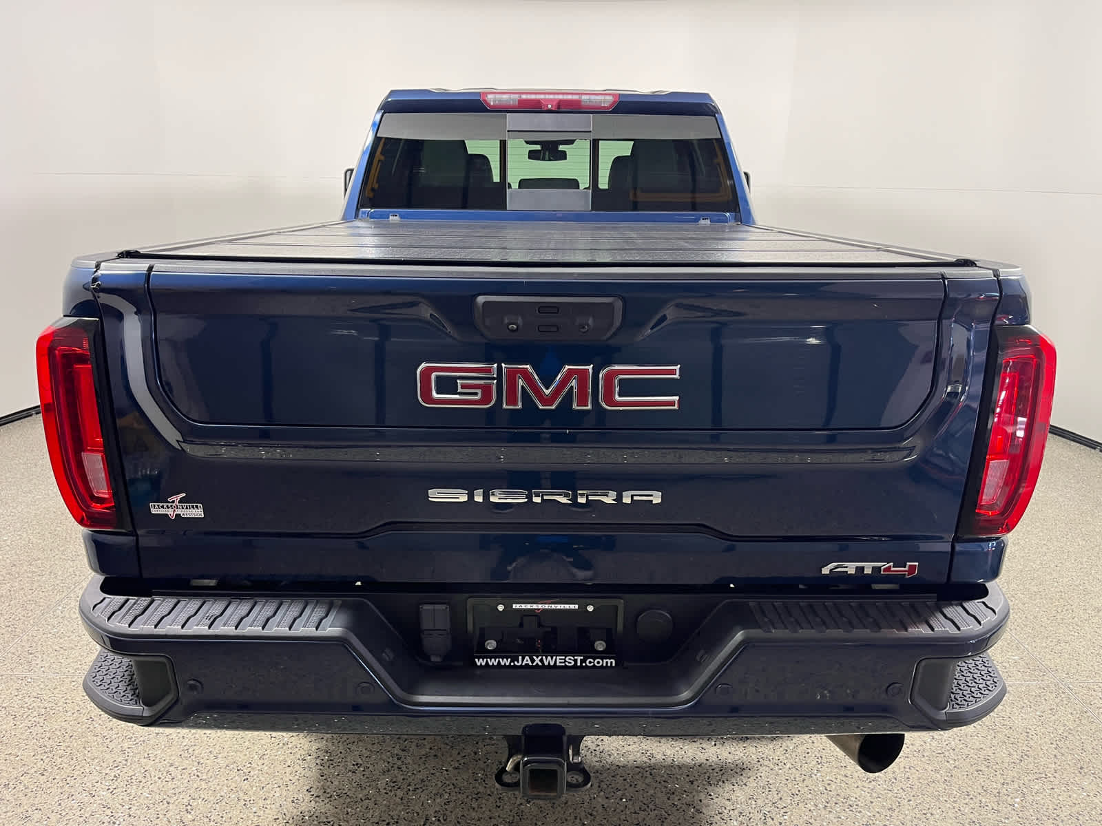 2022 GMC Sierra 2500HD 4WD Crew Cab Standard Bed AT4