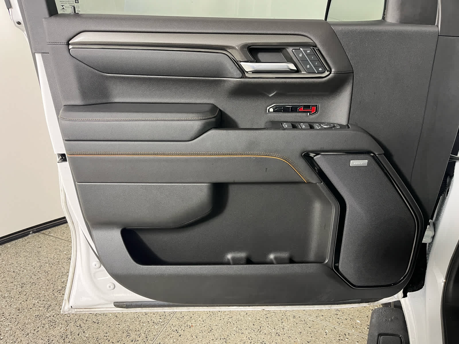 2023 GMC Sierra 1500 4WD Crew Cab Short Box AT4