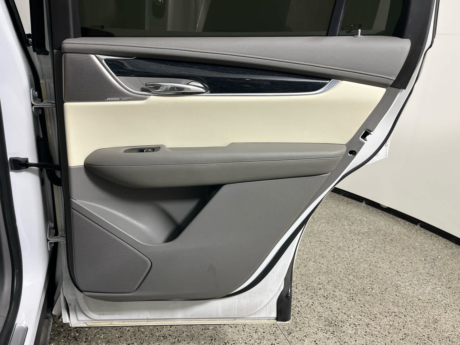 2021 Cadillac XT6 FWD Premium Luxury