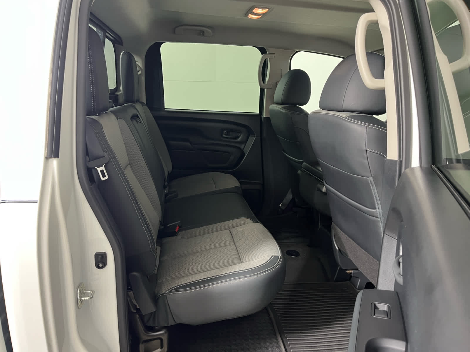2021 Nissan TITAN Crew Cab S 4x2