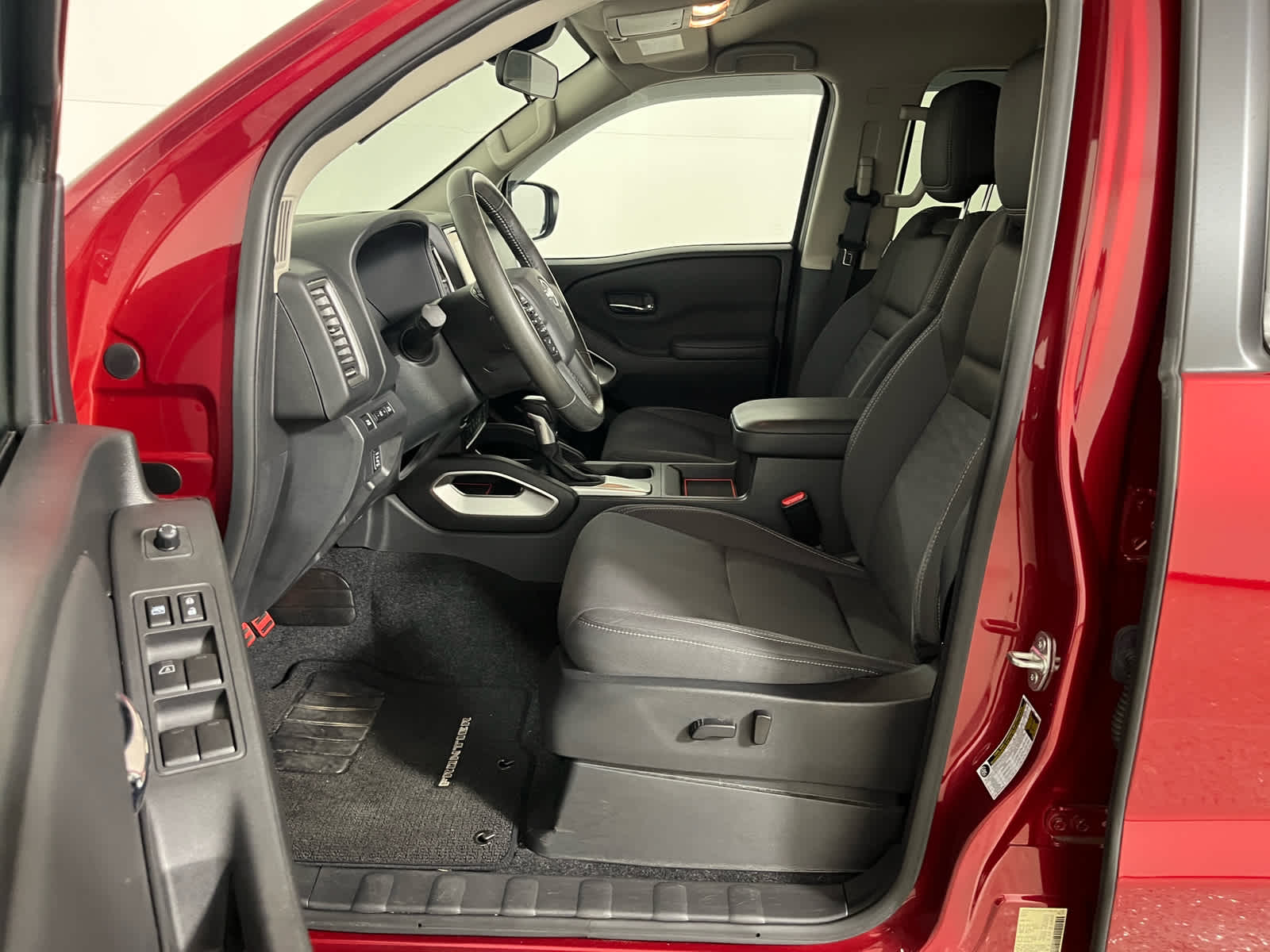 2023 Nissan Frontier Crew Cab SV 4x2
