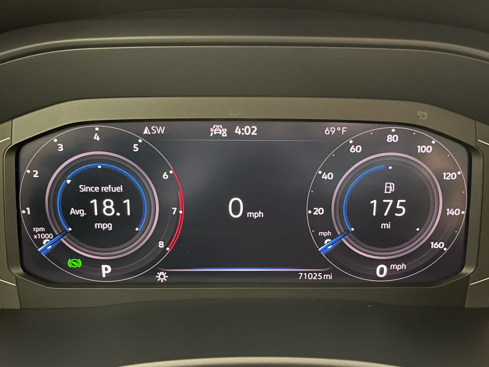 2023 Volkswagen Atlas 3.6L V6 SE w/Technology