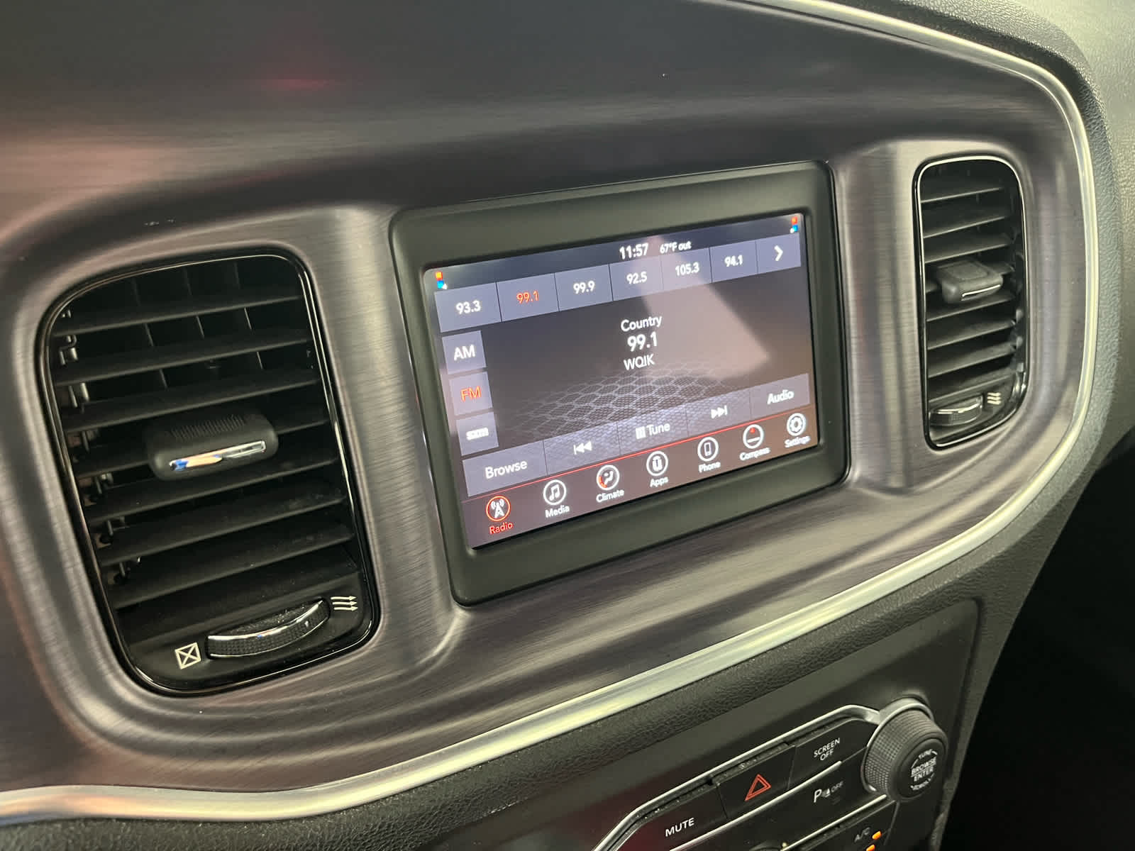 2018 Dodge Charger SXT RWD