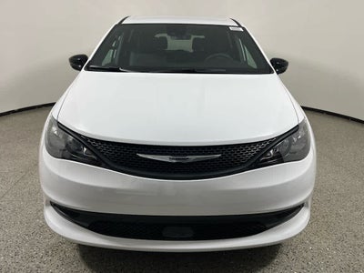 2026 Chrysler Voyager VOYAGER LX