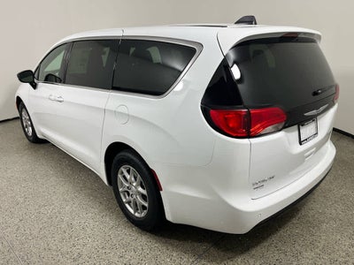 2026 Chrysler Voyager VOYAGER LX