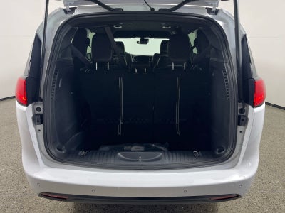 2026 Chrysler Voyager VOYAGER LX