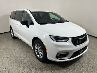 2026 Chrysler Pacifica PACIFICA SELECT AWD