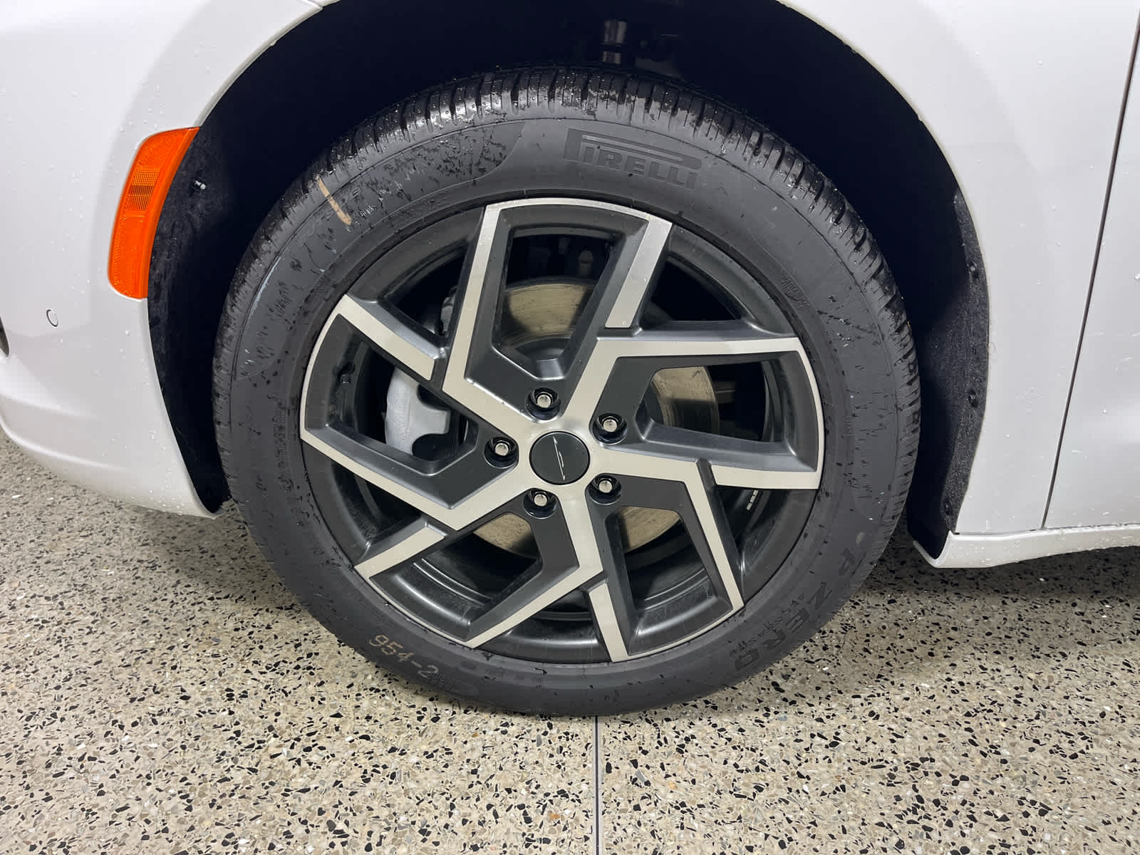 2027 Chrysler Pacifica Pinnacle