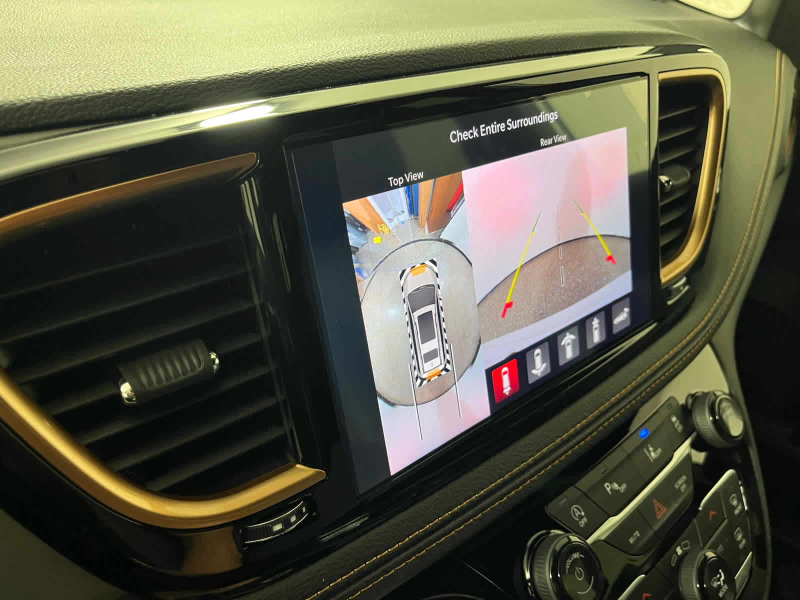 2027 Chrysler Pacifica Pinnacle