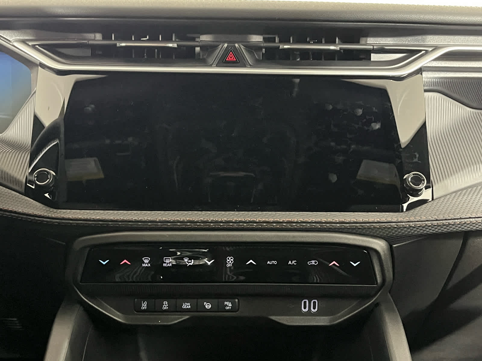 2026 Jeep Cherokee Overland