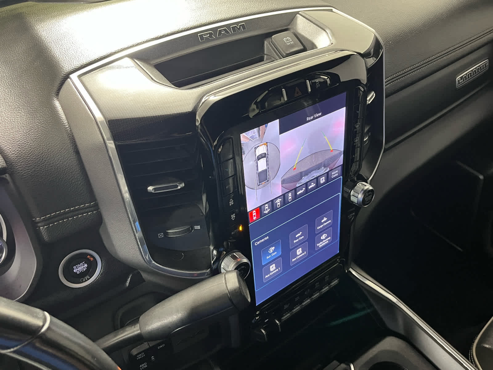 2023 RAM 3500 Laramie Crew Cab 4x4 6'4' Box