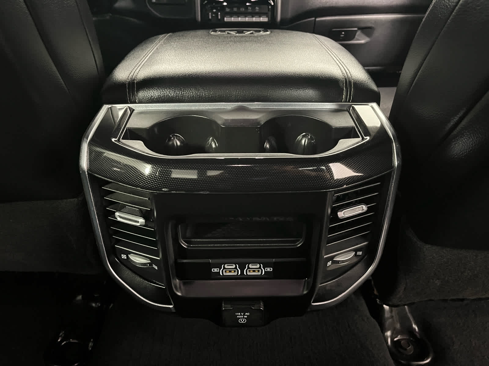 2023 RAM 3500 Laramie Crew Cab 4x4 6'4' Box