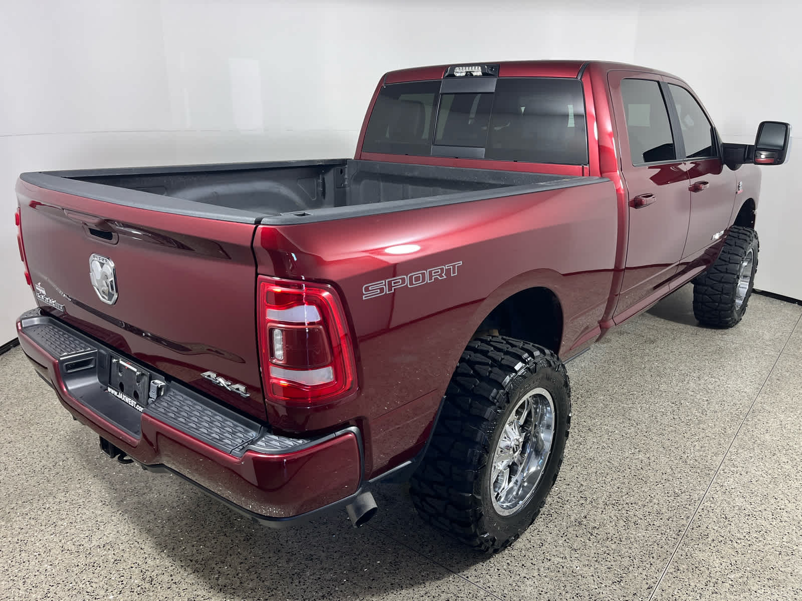 2023 RAM 3500 Laramie Crew Cab 4x4 6'4' Box
