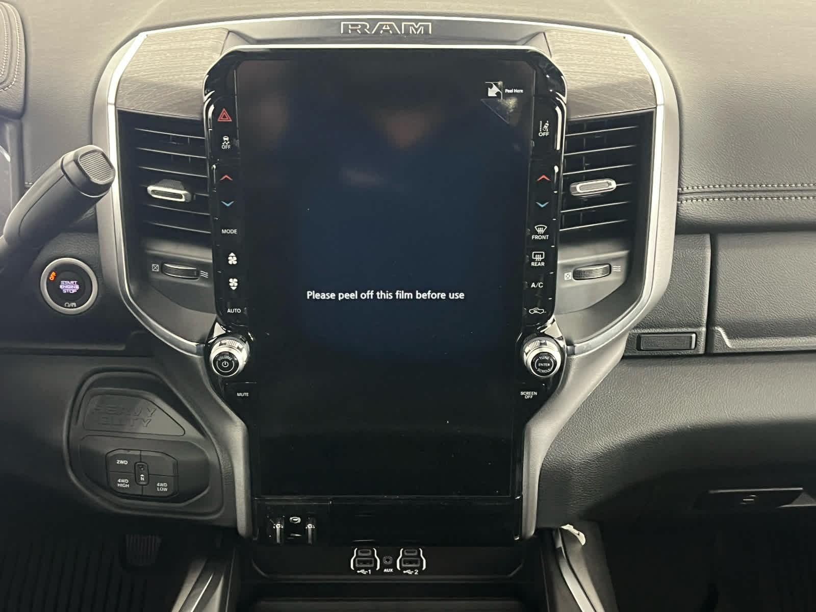 2026 RAM Ram 3500 RAM 3500 LARAMIE CREW CAB 4X4 6'4' BOX