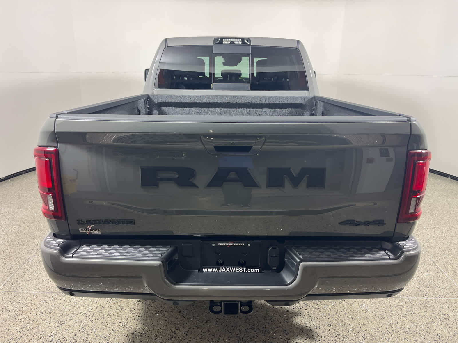 2026 RAM Ram 3500 RAM 3500 LARAMIE CREW CAB 4X4 6'4' BOX