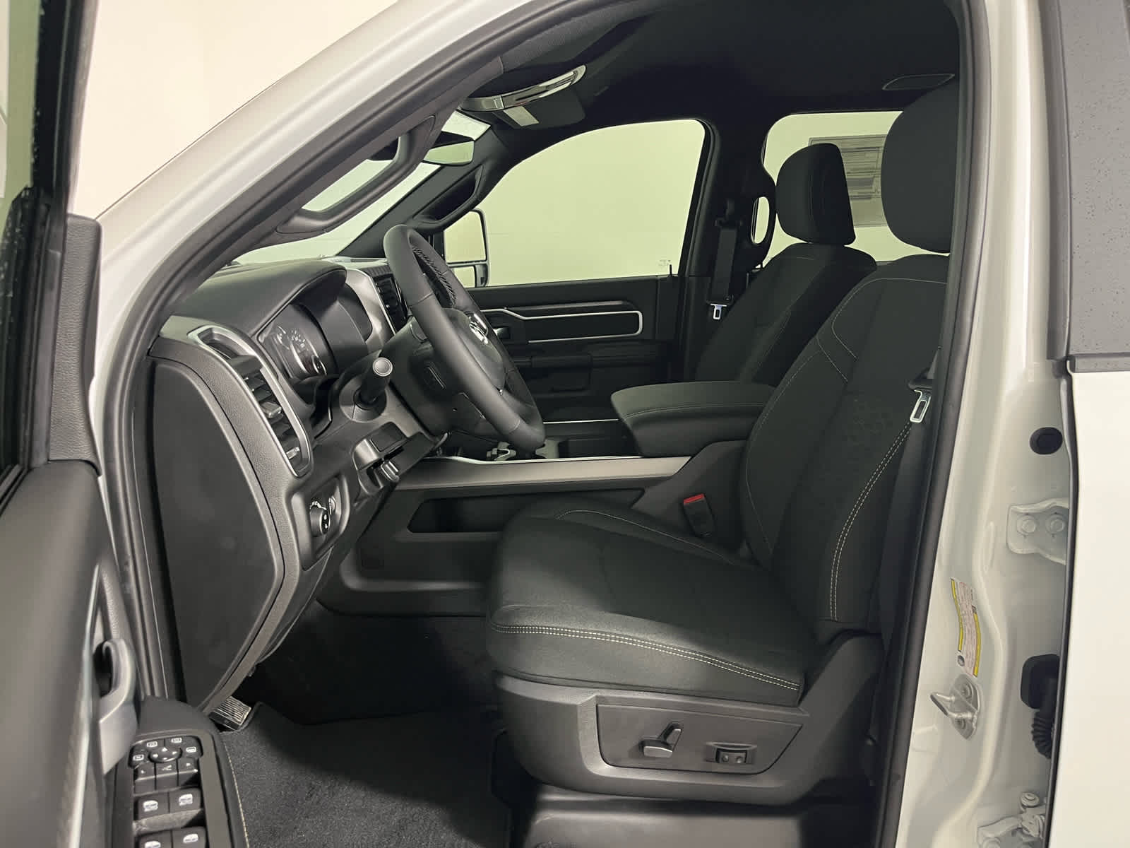 2027 RAM 2500 Big Horn