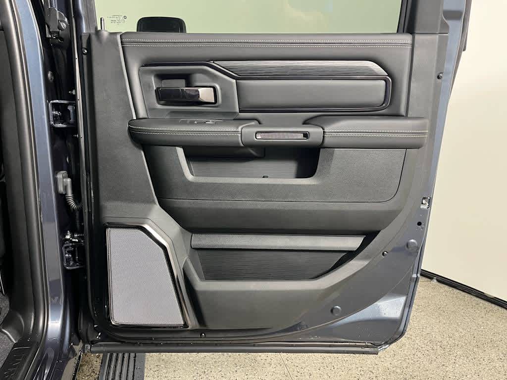 2025 RAM Ram 2500 RAM 2500 REBEL CREW CAB 4X4 6'4' BOX