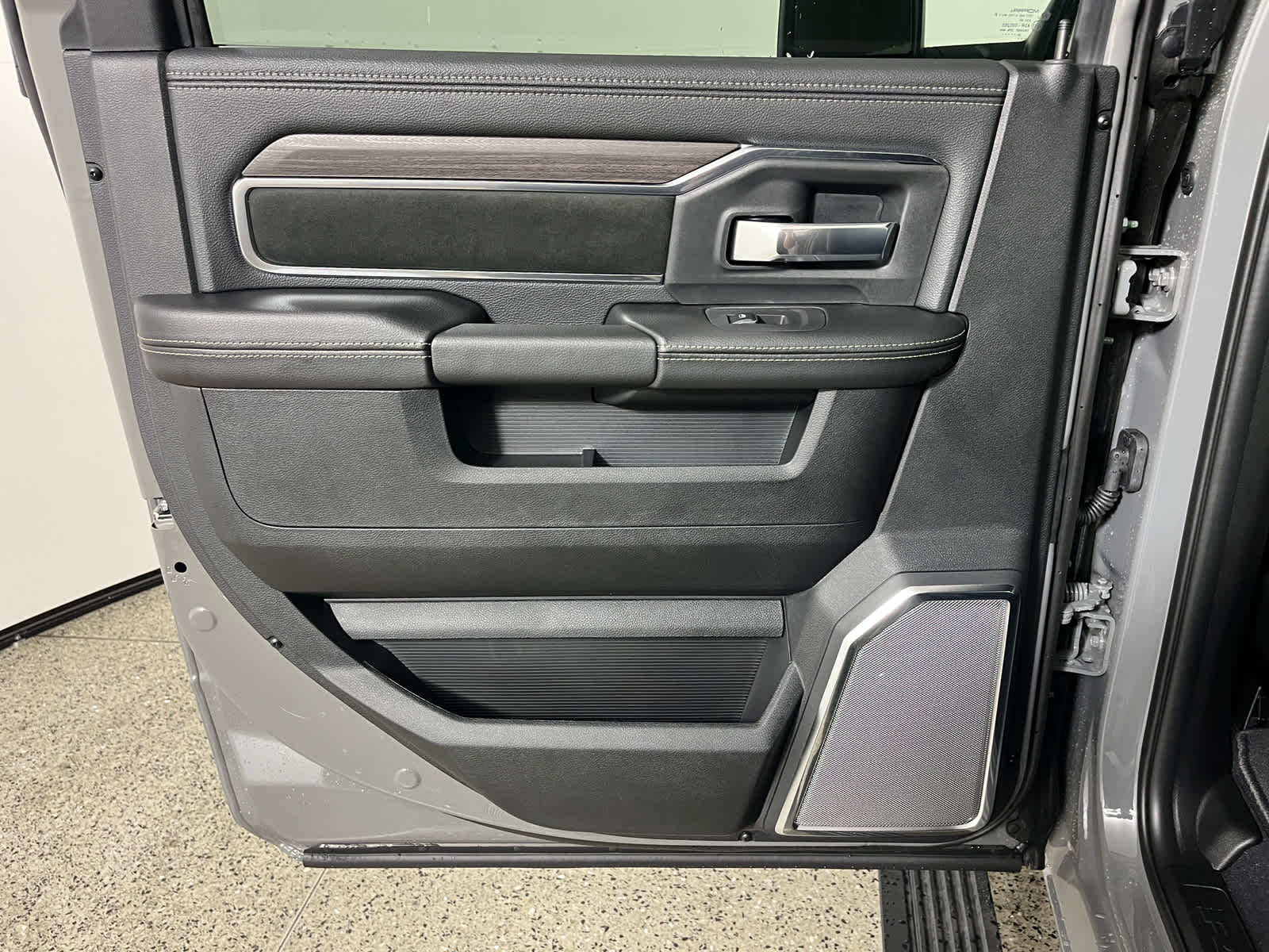 2027 RAM 2500 Laramie