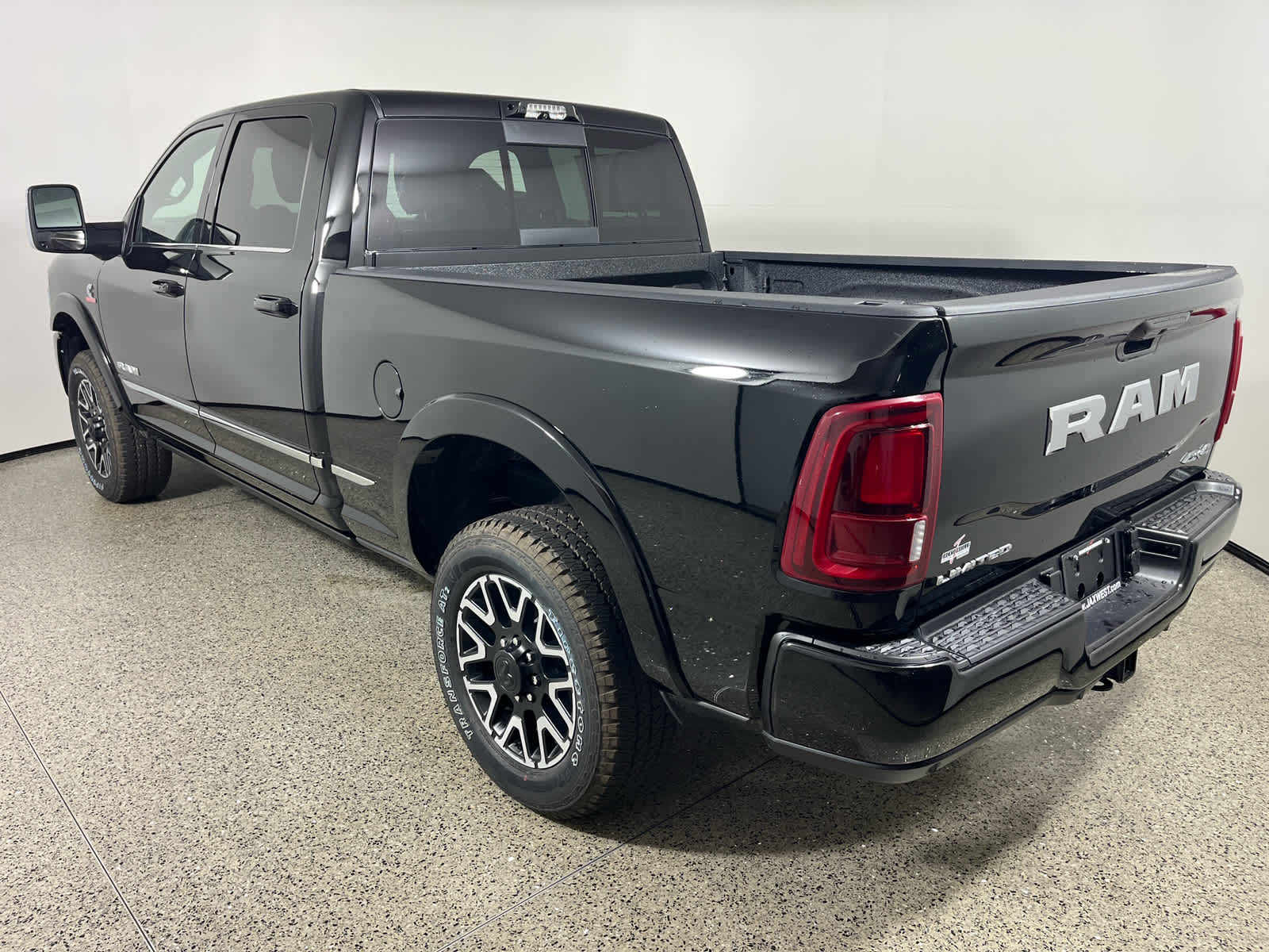 2025 RAM Ram 2500 RAM 2500 LIMITED CREW CAB 4X4 6'4' BOX