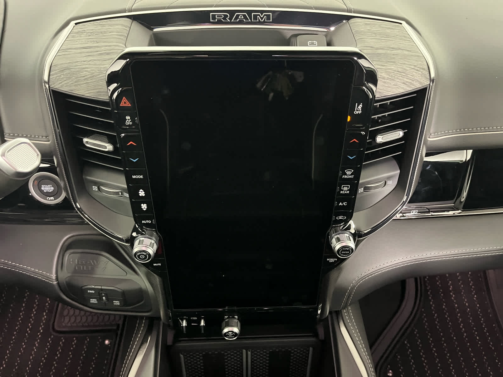 2025 RAM Ram 2500 RAM 2500 LIMITED CREW CAB 4X4 6'4' BOX