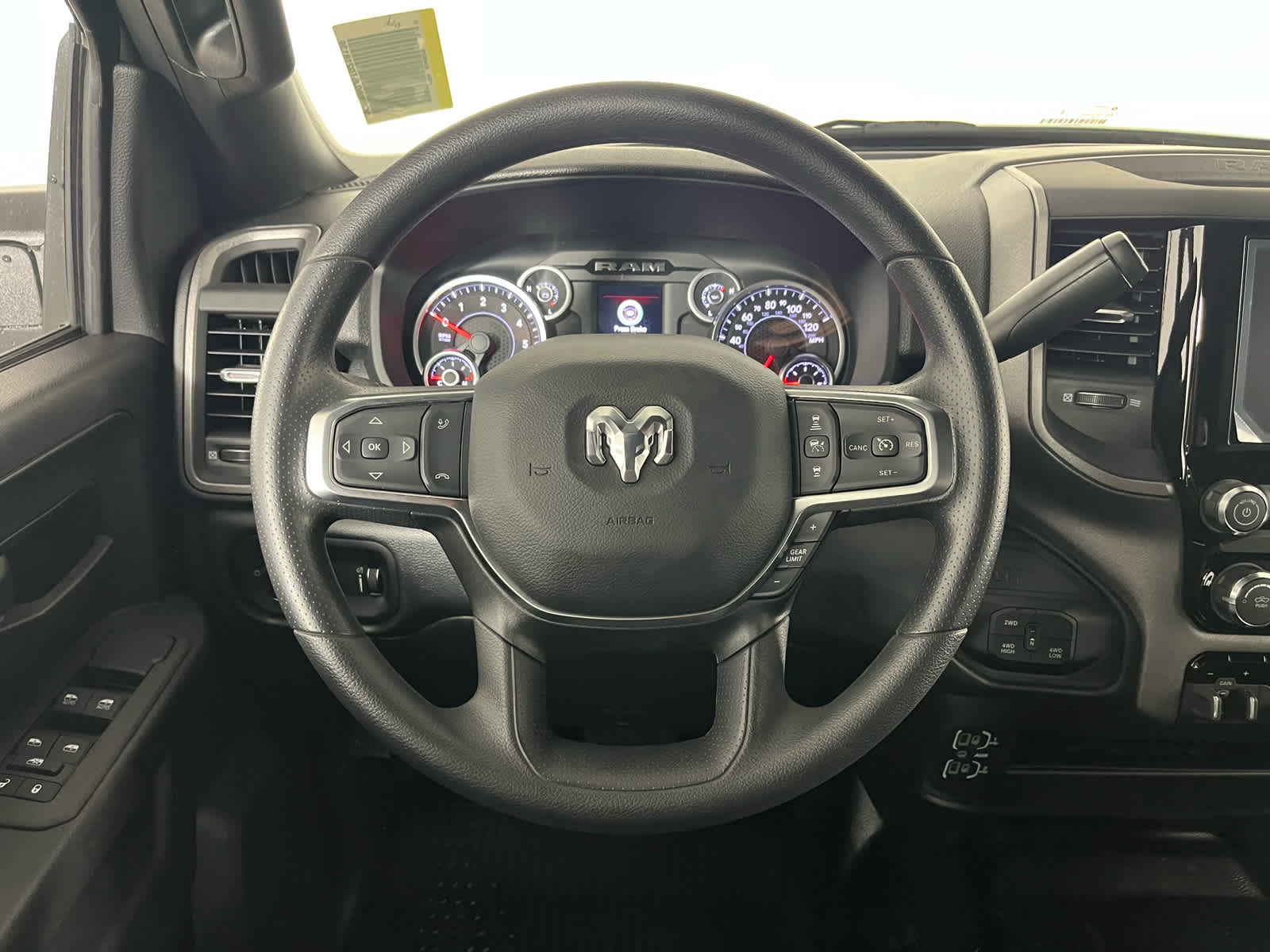 2026 RAM Ram 3500 RAM 3500 TRADESMAN CREW CAB 4X4 8' BOX