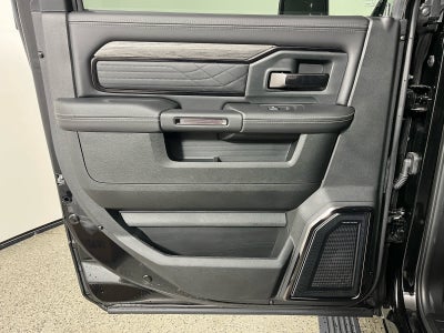 2026 RAM Ram 3500 RAM 3500 LIMITED CREW CAB 4X4 8' BOX