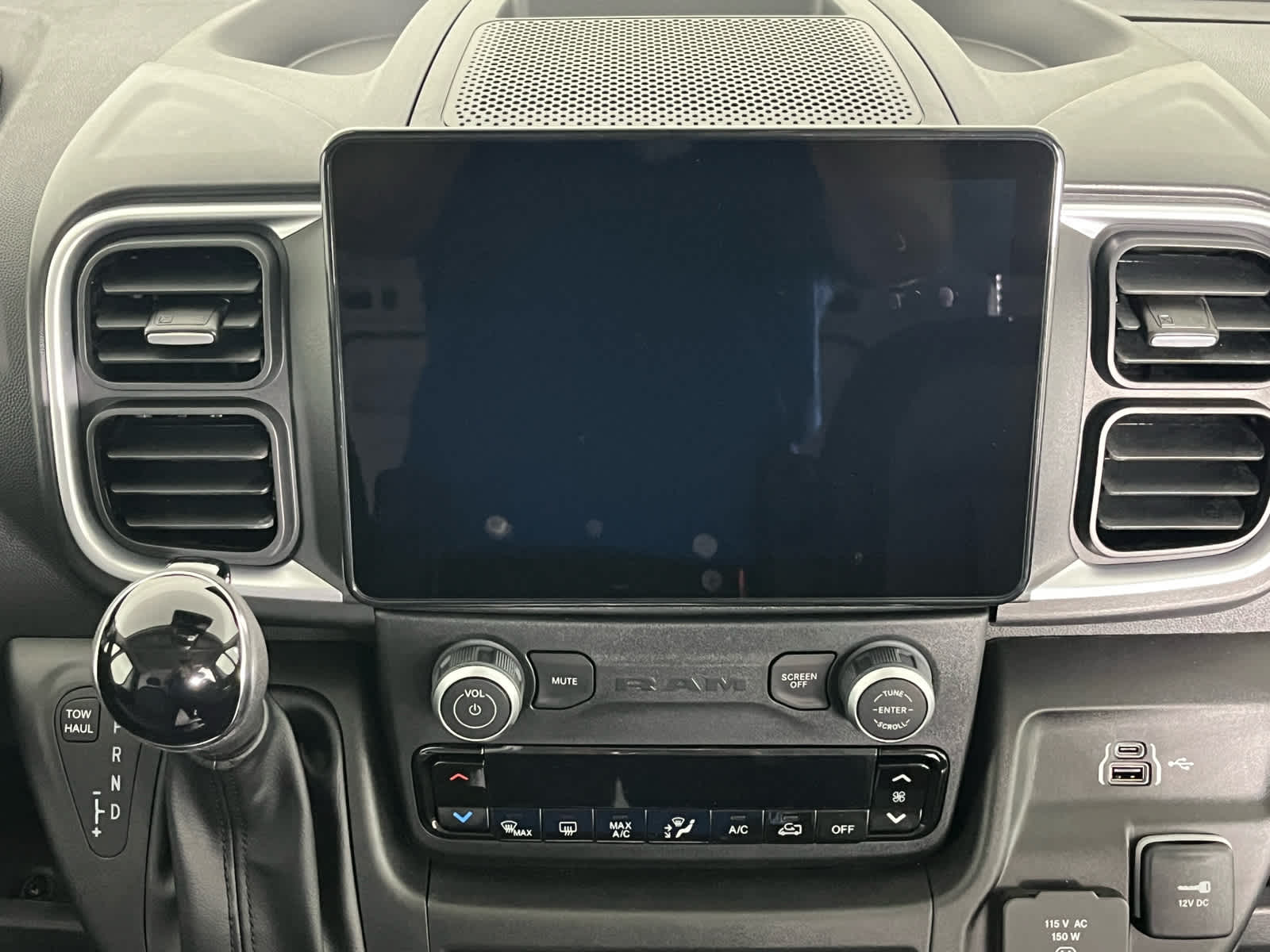 2026 RAM ProMaster SLT+