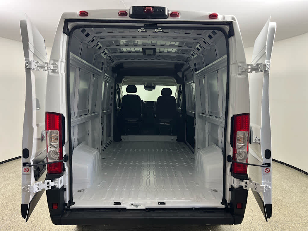 2026 RAM ProMaster Tradesman