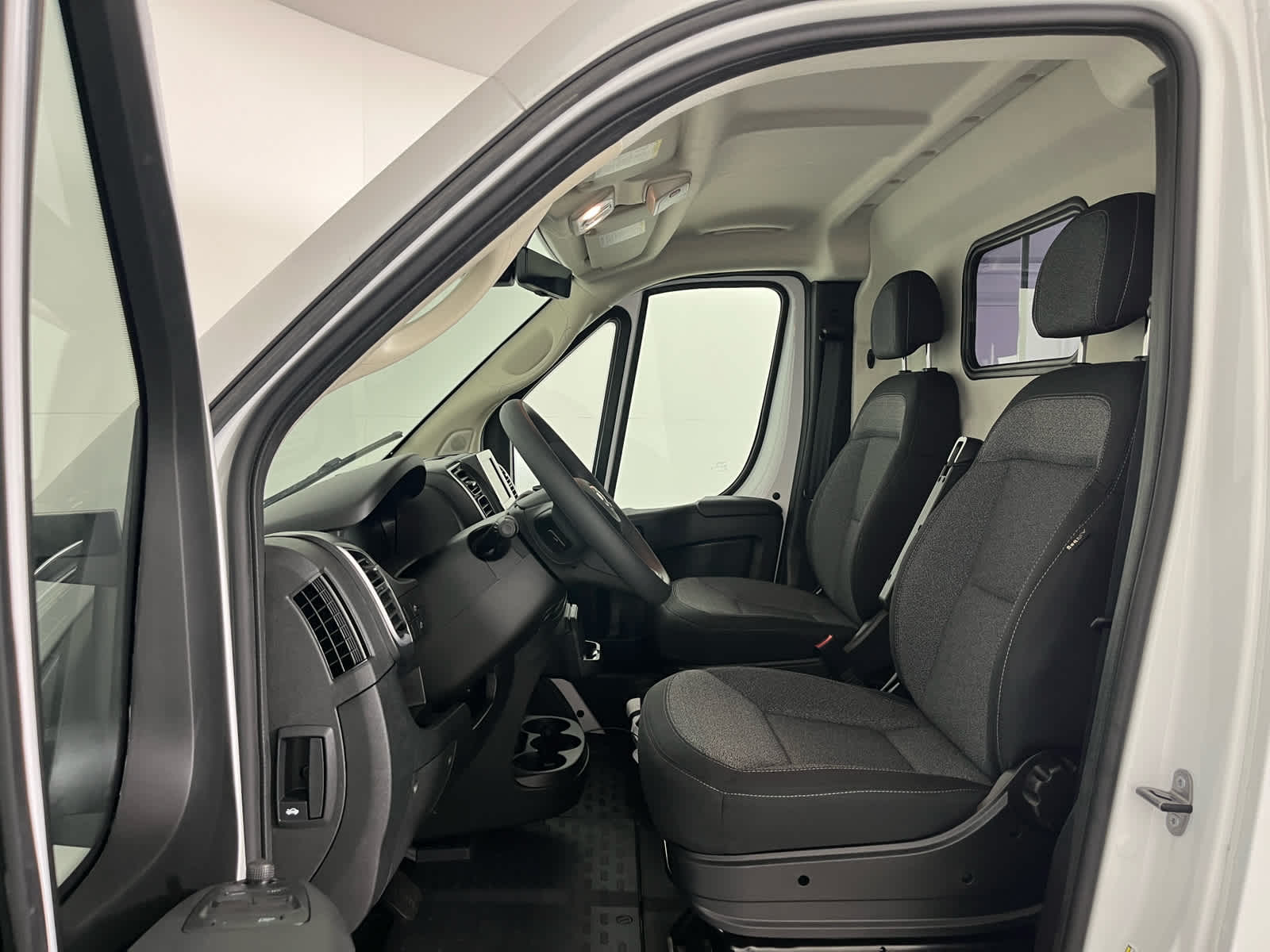2026 RAM ProMaster Cargo Van SLT