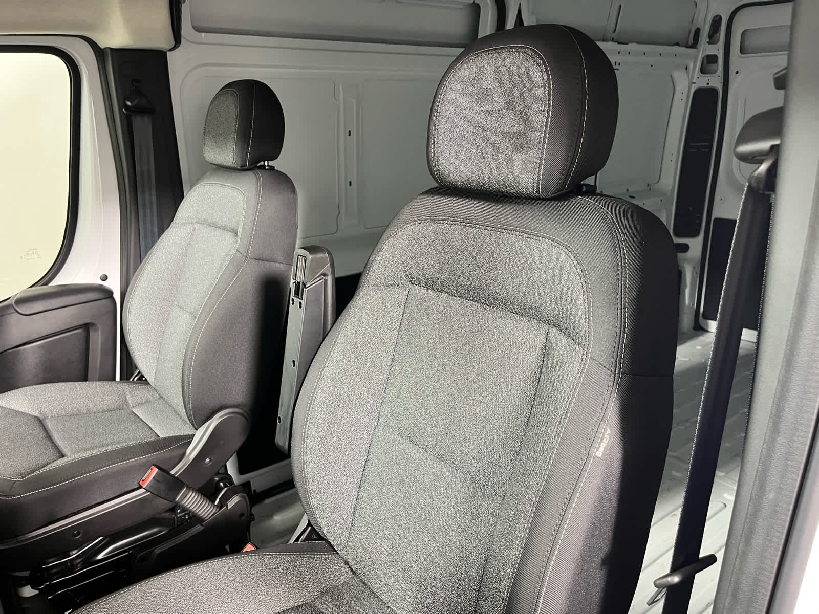 2025 RAM ProMaster Cargo Van SLT
