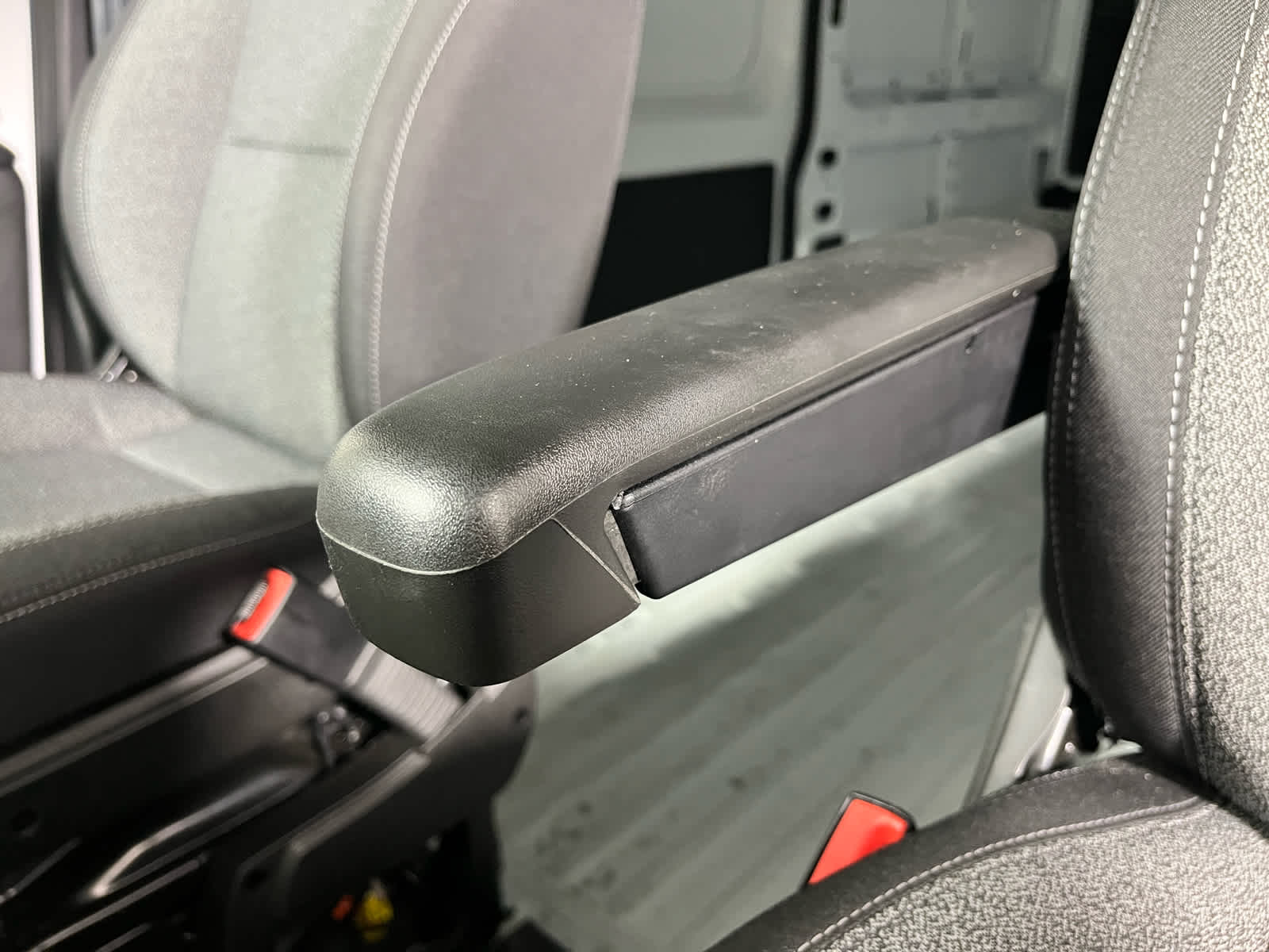 2025 RAM ProMaster Cargo Van SLT