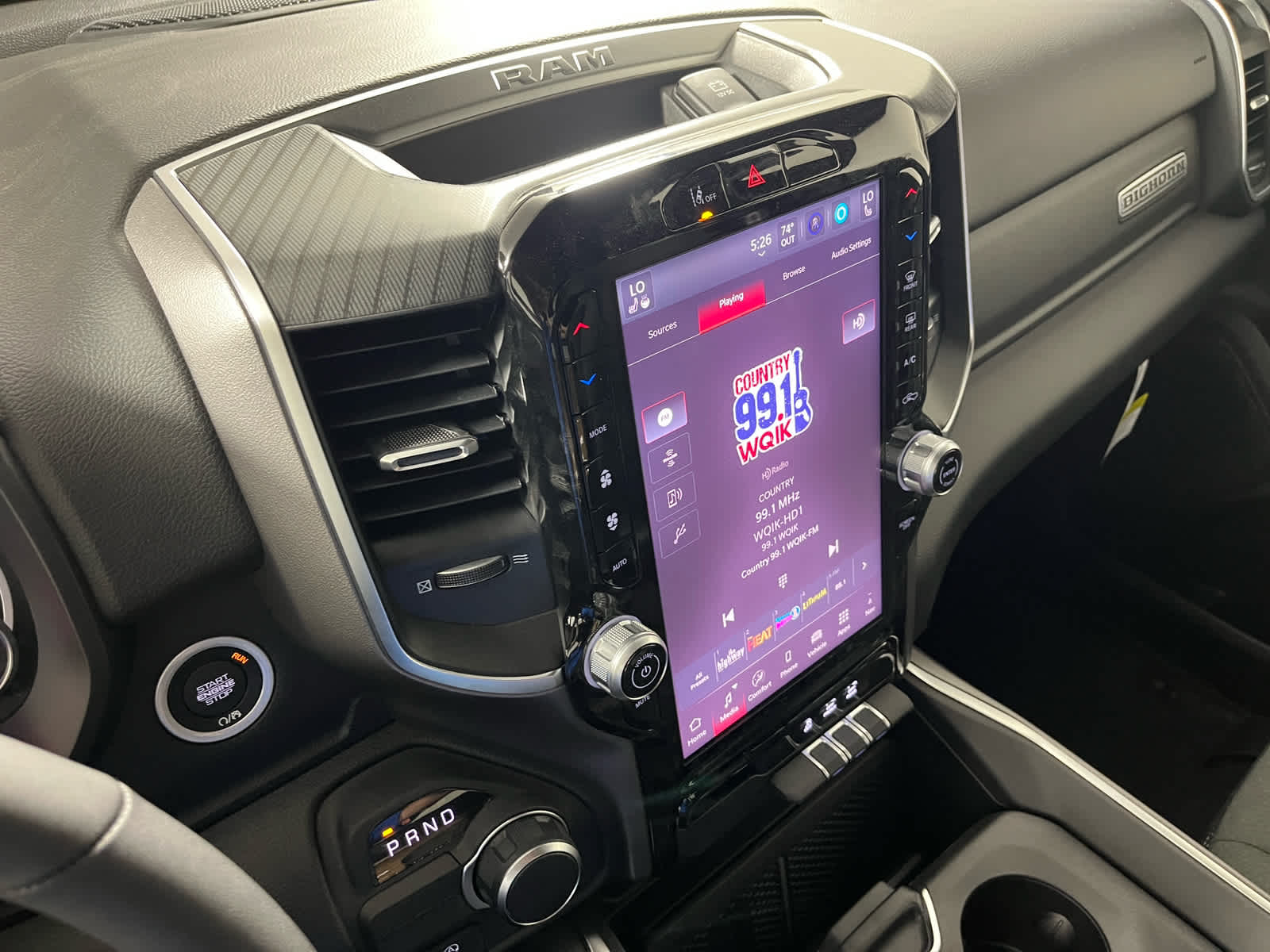 2025 RAM Ram 1500 RAM 1500 BIG HORN CREW CAB 4X2 5'7' BOX