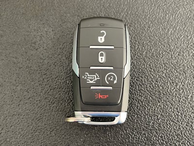 2025 RAM Ram 1500 RAM 1500 BIG HORN CREW CAB 4X2 5'7' BOX