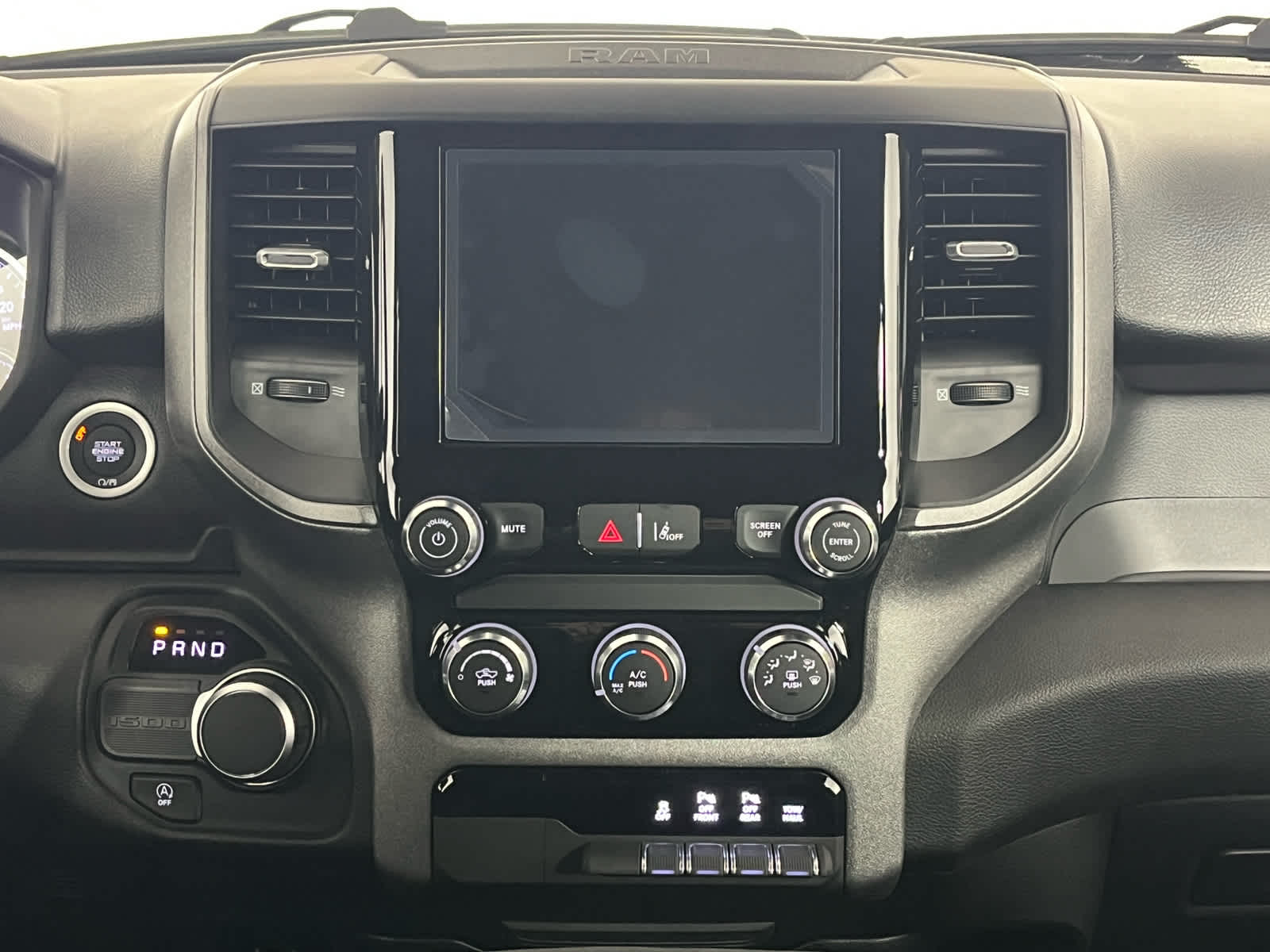 2025 RAM Ram 1500 RAM 1500 TRADESMAN CREW CAB 4X2 5'7' BOX