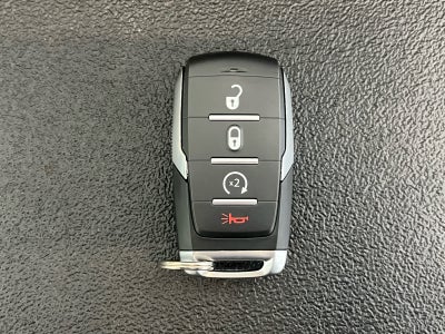 2025 RAM Ram 1500 RAM 1500 TRADESMAN CREW CAB 4X2 5'7' BOX