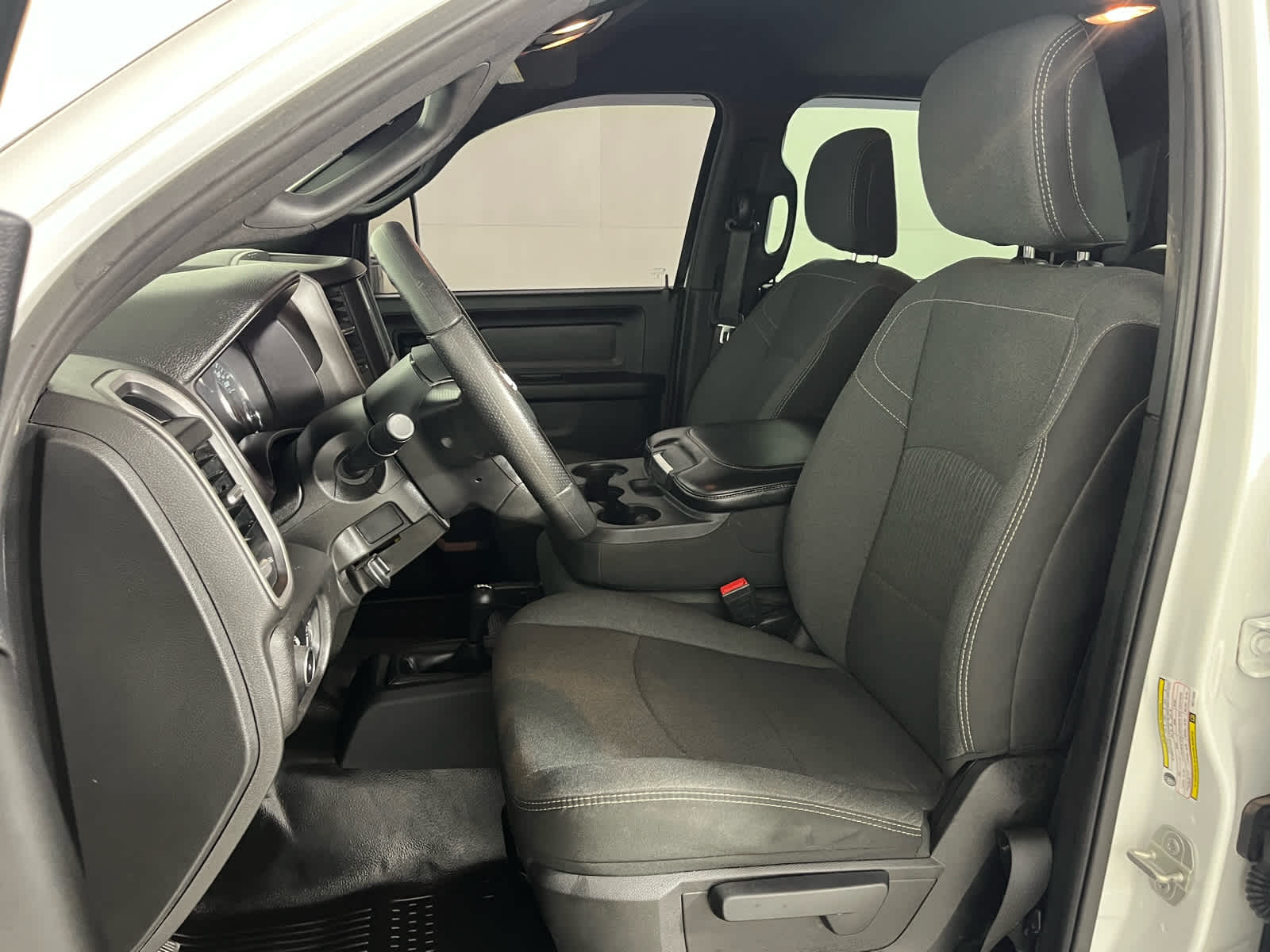 2024 RAM 2500 Tradesman Crew Cab 4x4 6'4' Box