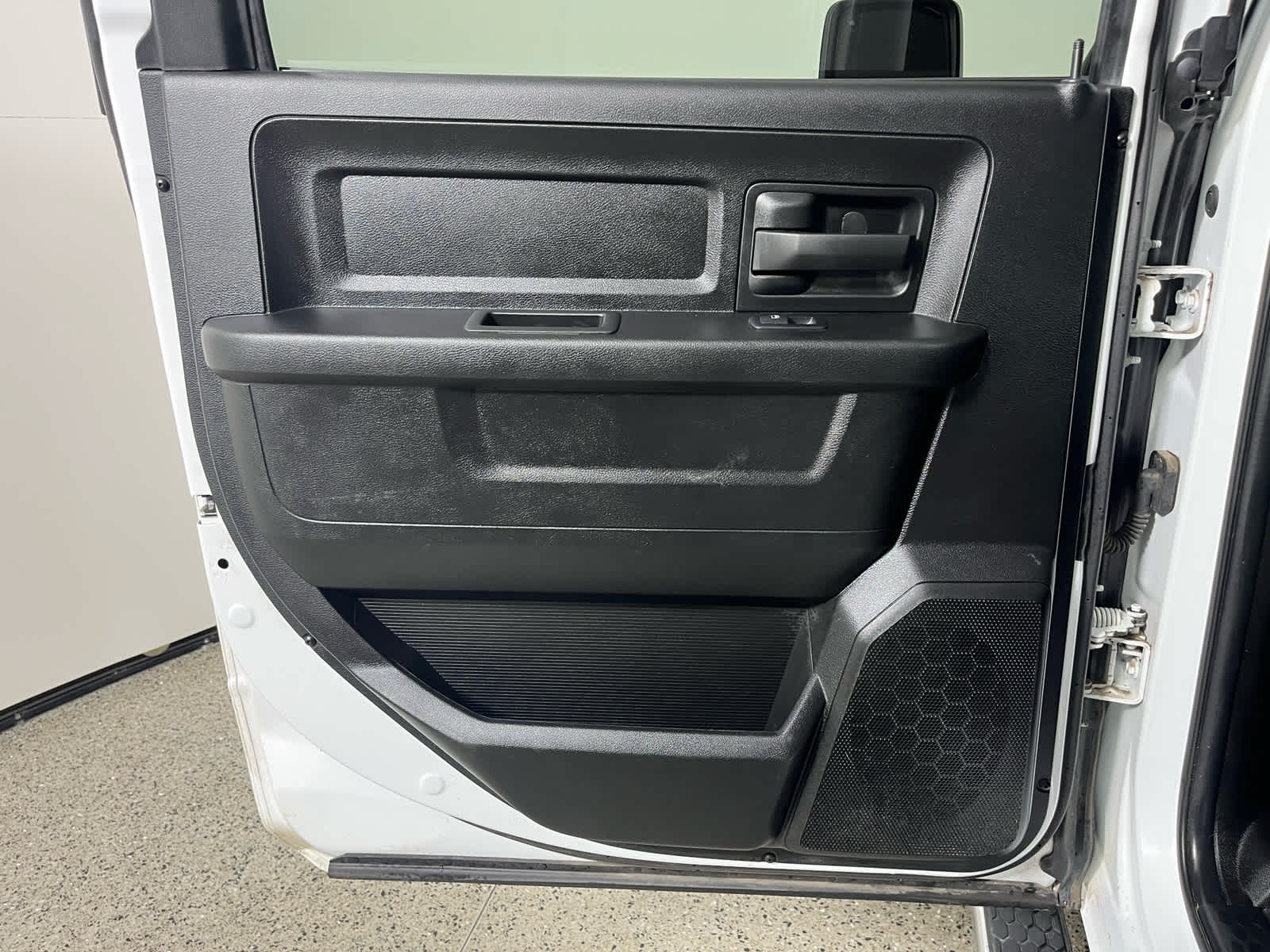 2024 RAM 2500 Tradesman Crew Cab 4x4 6'4' Box