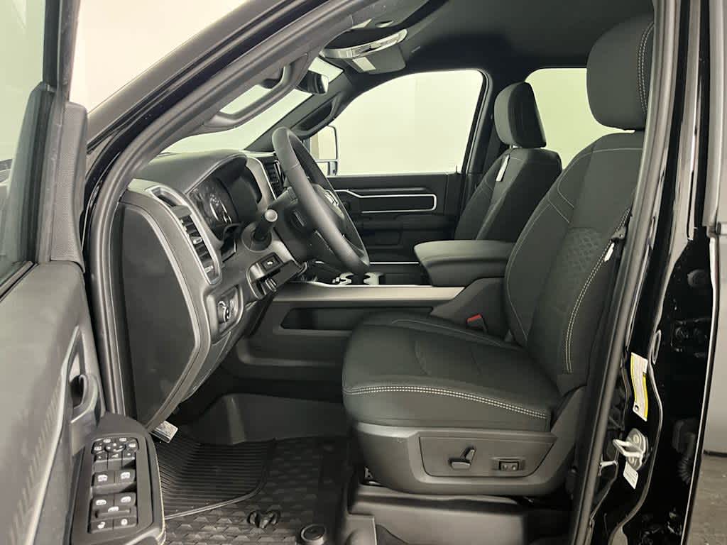 2027 RAM 2500 Big Horn
