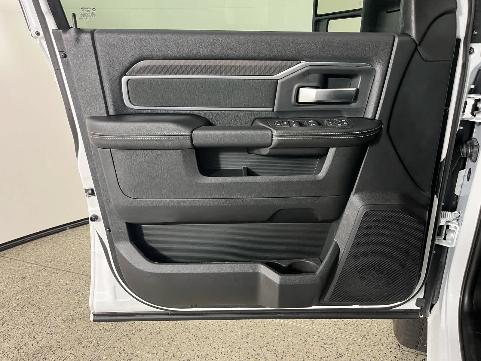 2027 RAM 2500 Big Horn