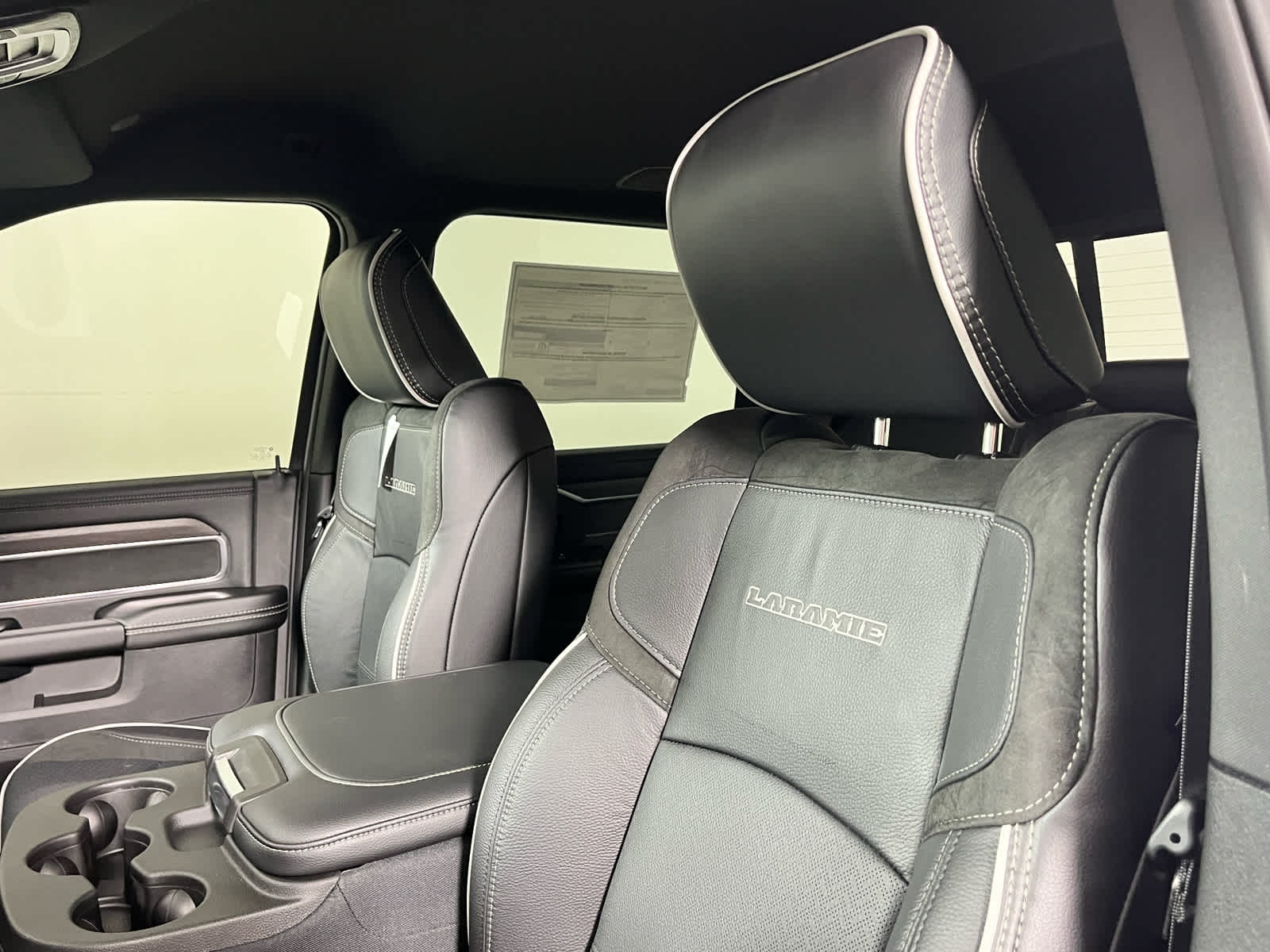 2026 RAM Ram 2500 RAM 2500 LARAMIE CREW CAB 4X4 6'4' BOX