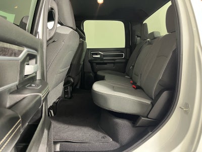 2024 RAM 2500 Big Horn Crew Cab 4x4 8' Box