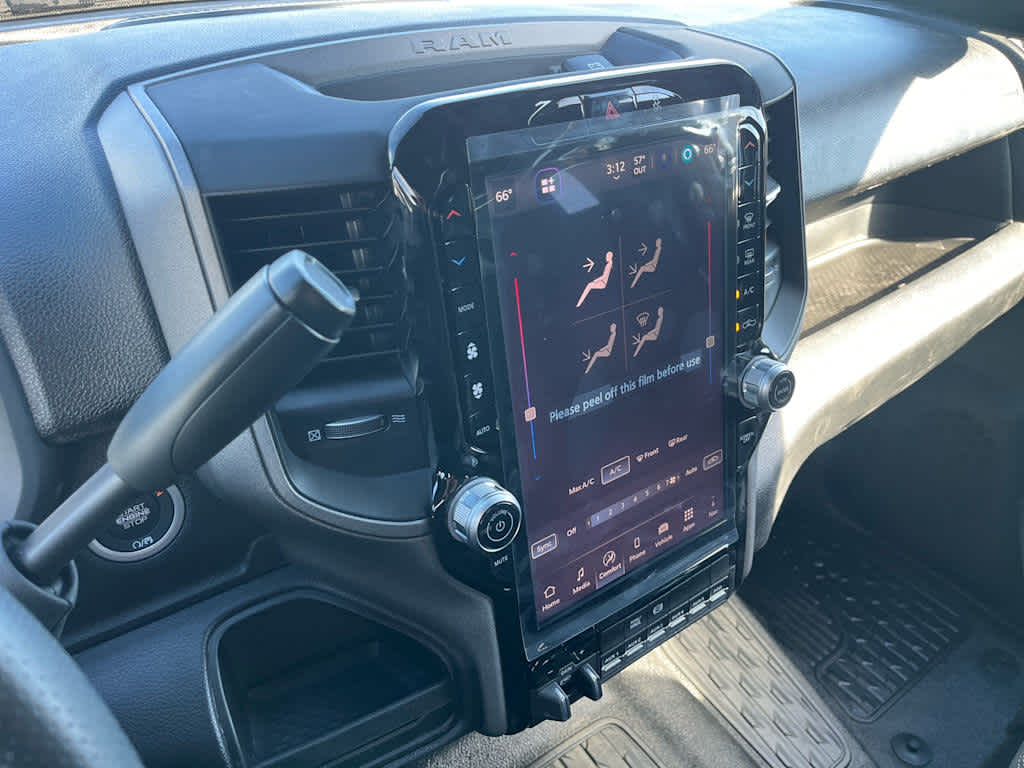 2026 RAM Ram 5500 Chassis Cab RAM 5500 TRADESMAN CHASSIS CREW CAB 4X2 84' CA