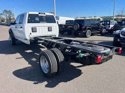 2026 RAM Ram 5500 Chassis Cab RAM 5500 TRADESMAN CHASSIS CREW CAB 4X2 84' CA