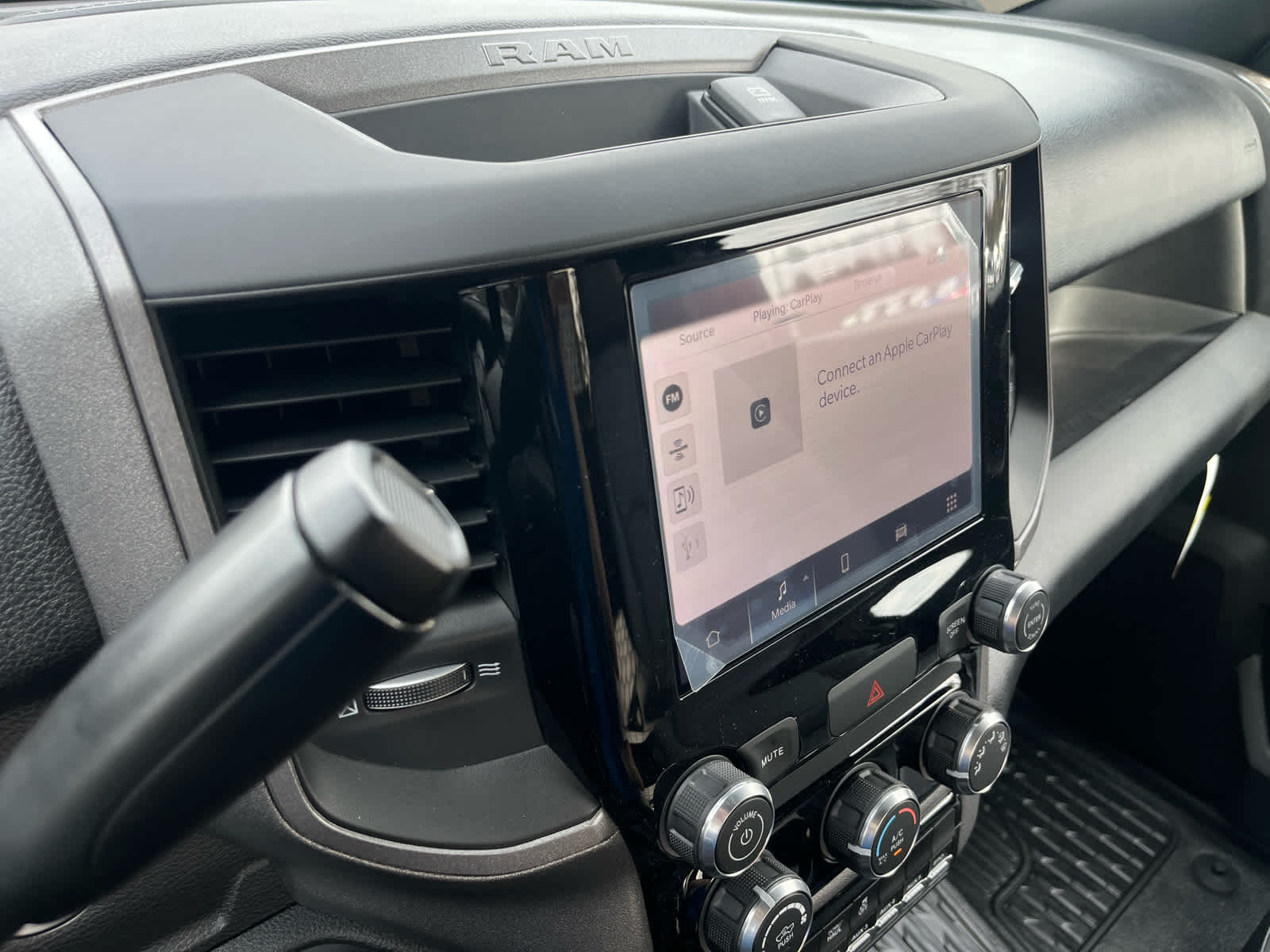 2026 RAM Ram 3500 Chassis Cab RAM 3500 TRADESMAN CHASSIS REGULAR CAB 4X4 84' CA