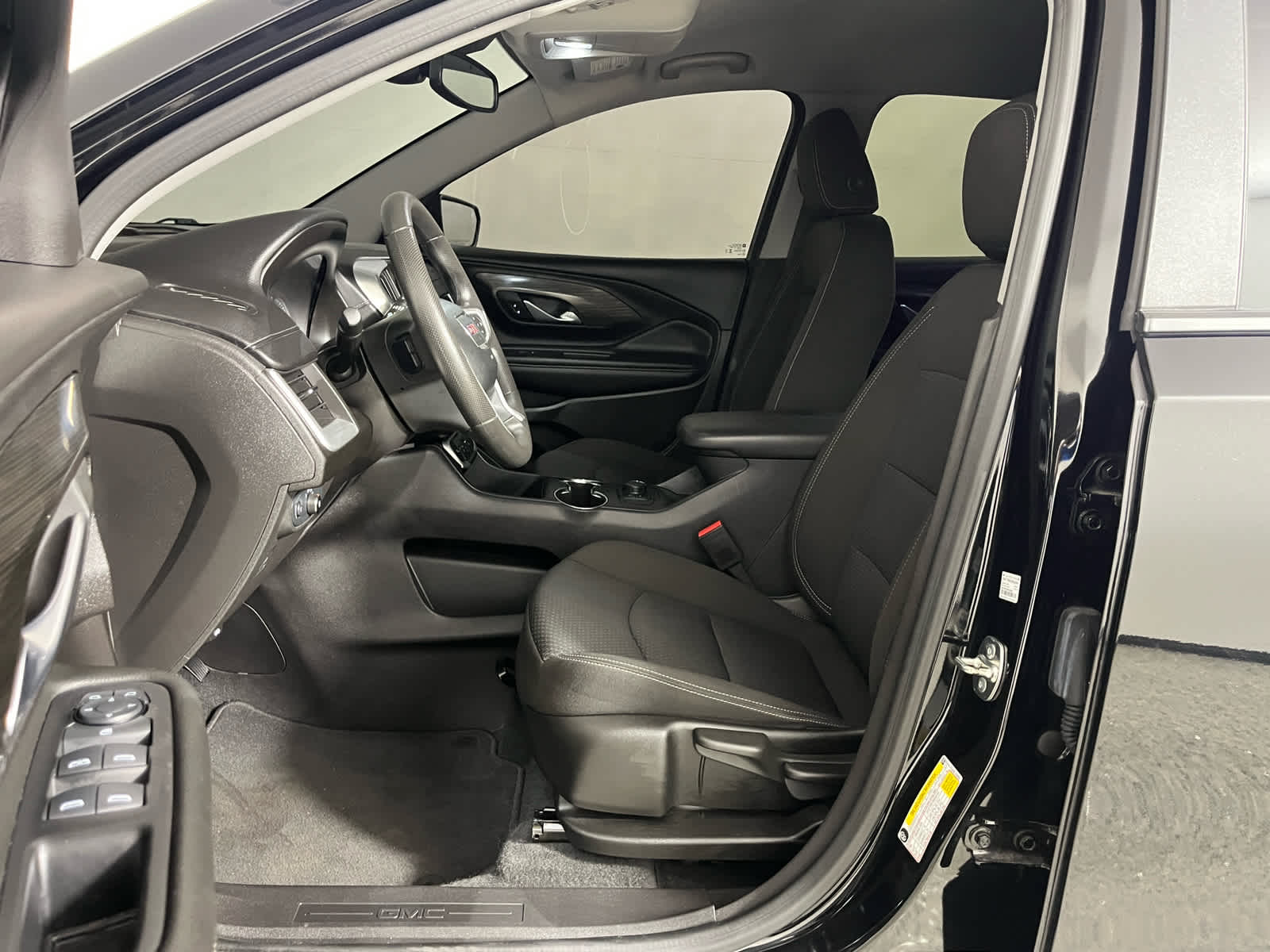 2024 GMC Terrain AWD SLE