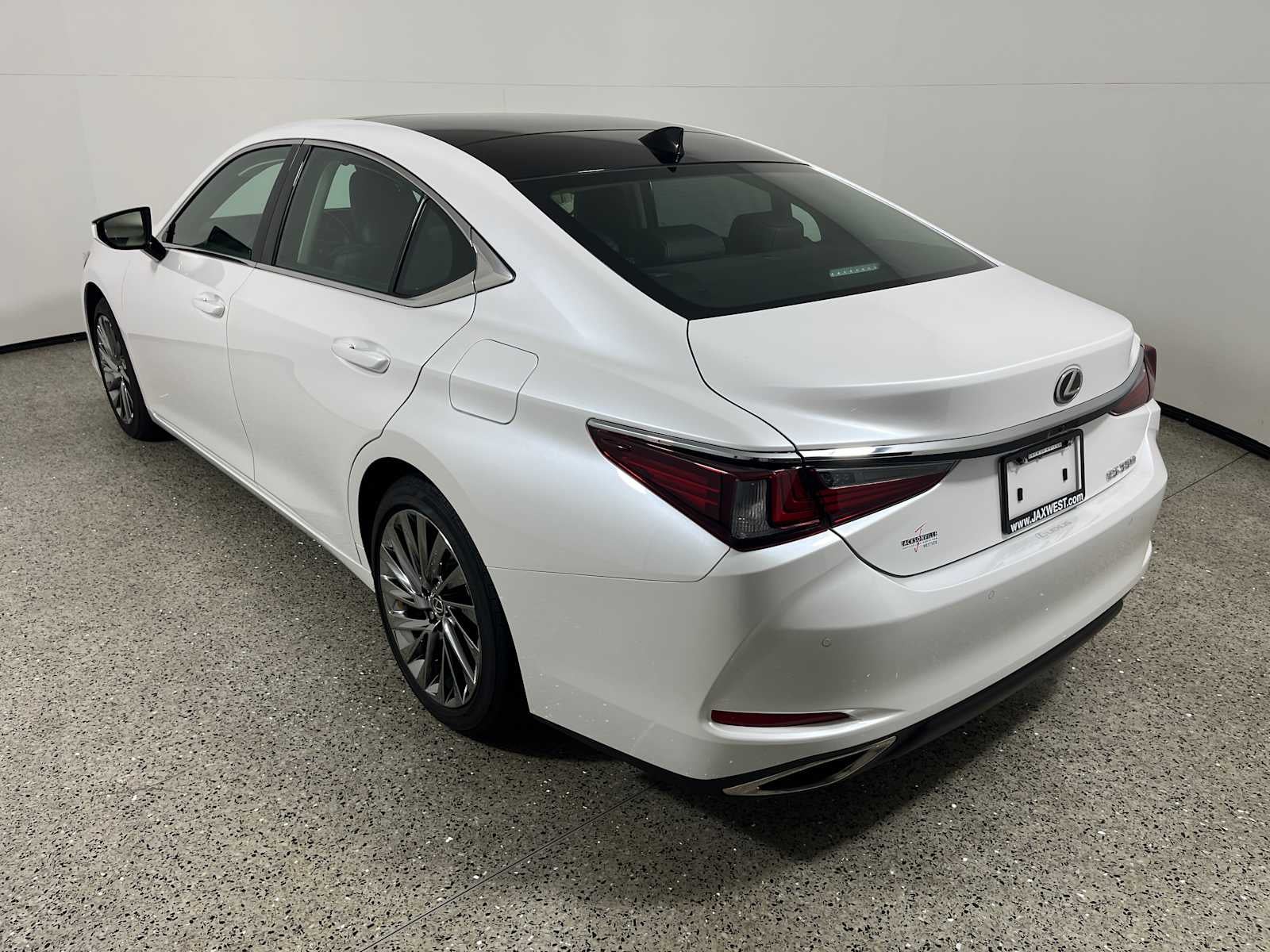 2025 Lexus ES 350 Ultra Luxury
