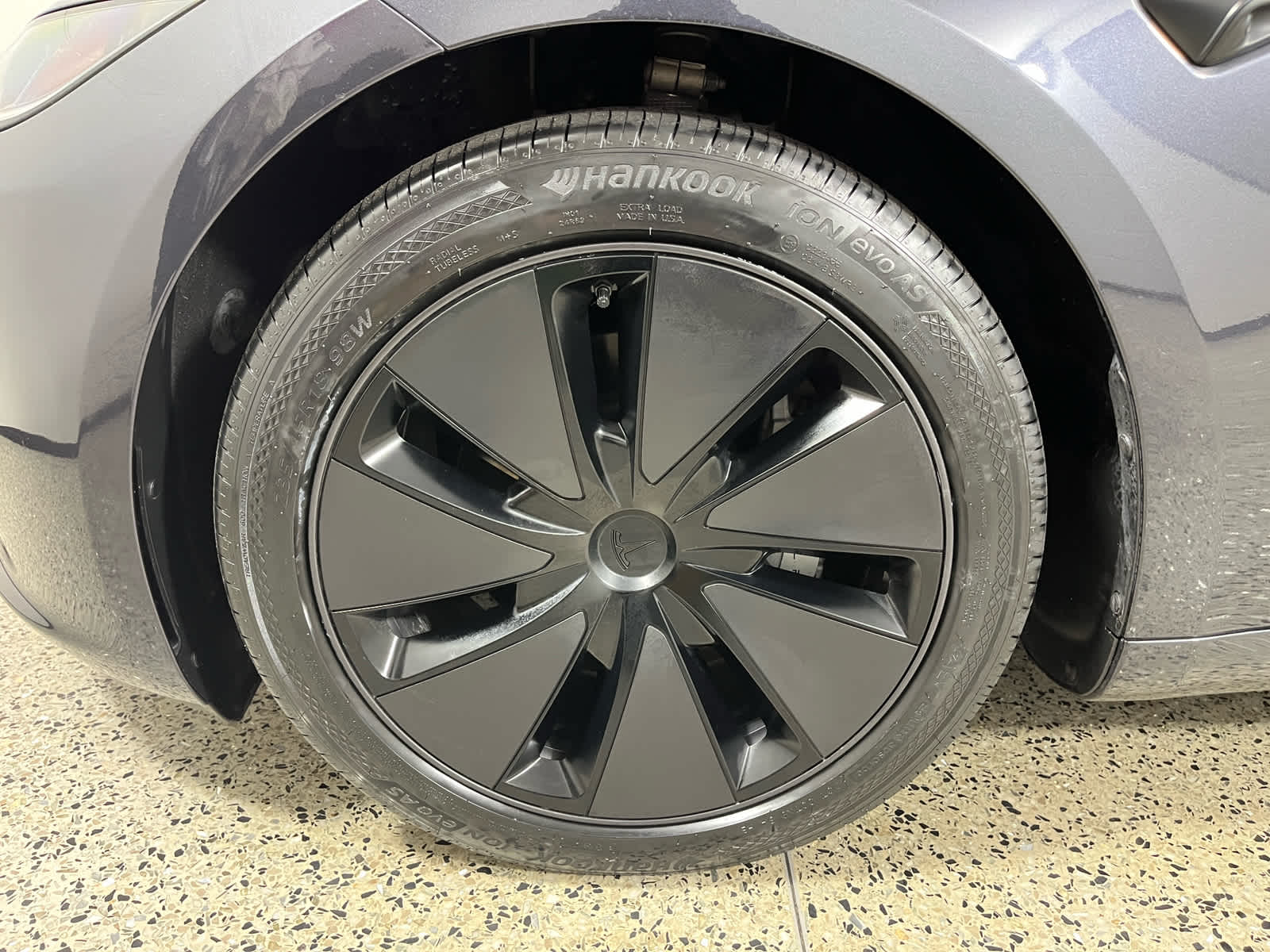 2024 Tesla Model 3 Base