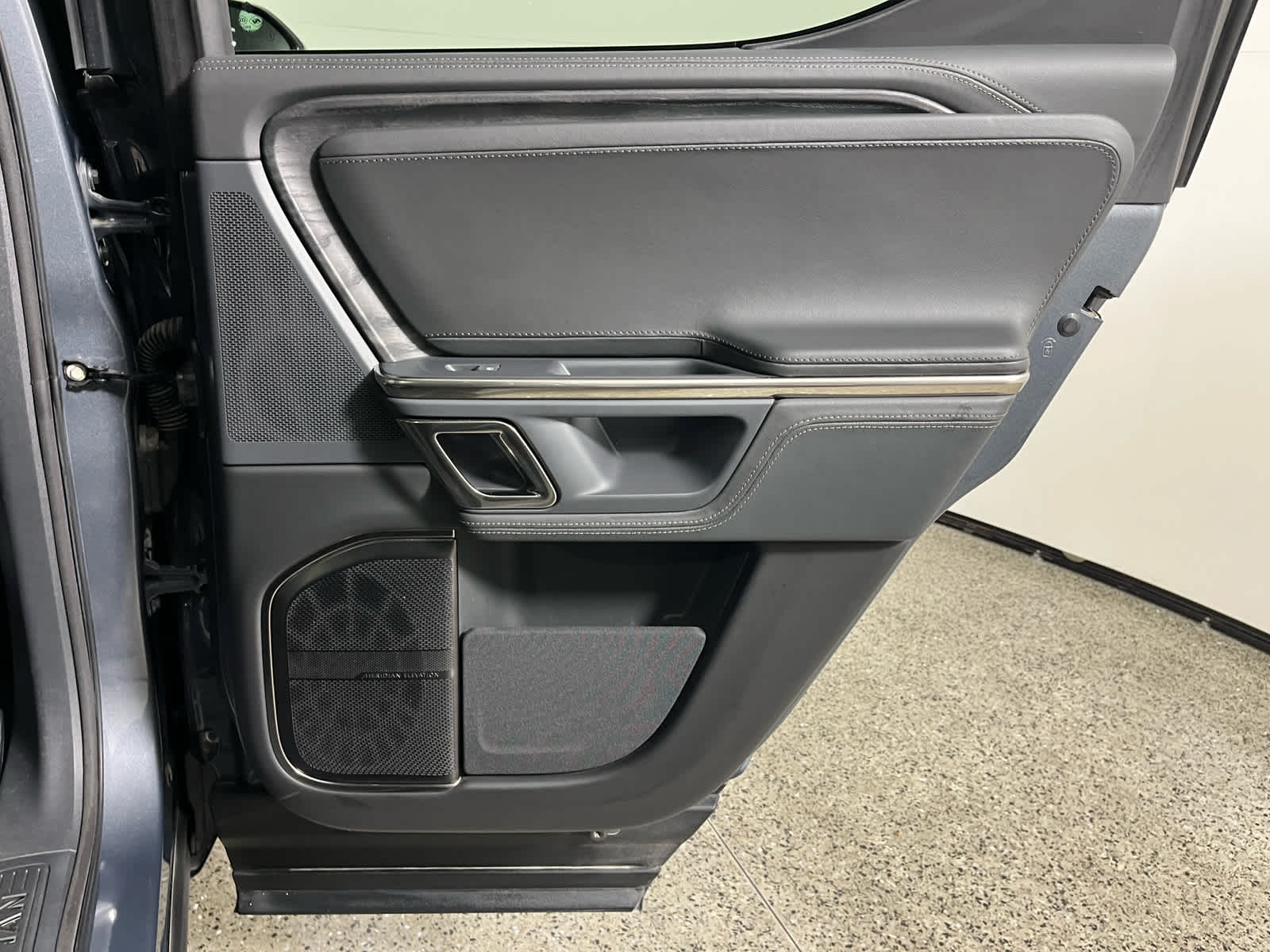 2023 Rivian R1T Adventure Quad Motor Large Pack